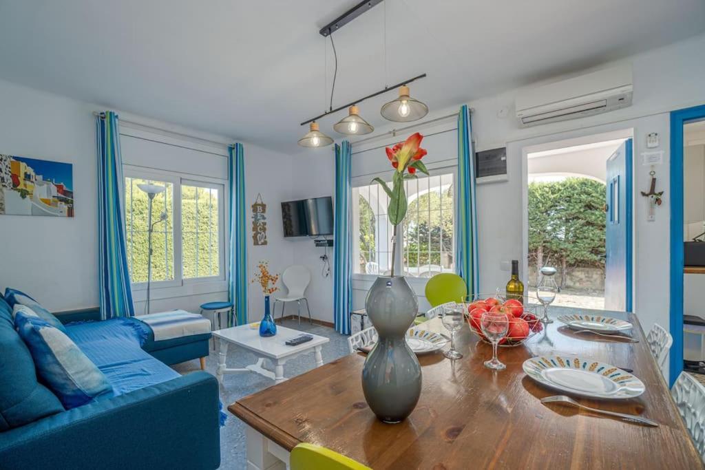 Villa Mb1-House With Big Garden ,Swimming-Pool, & Barbacue In Rosas Exterior foto