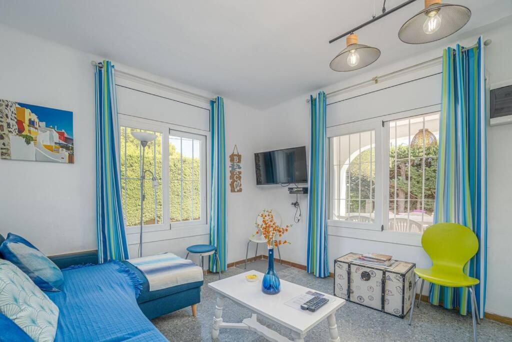 Villa Mb1-House With Big Garden ,Swimming-Pool, & Barbacue In Rosas Exterior foto